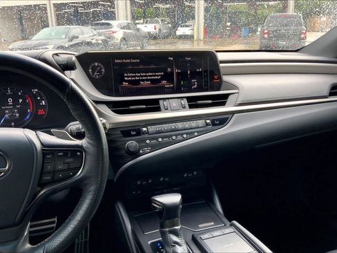Used 2019 Lexus ES 350 F Sport w/ Accessory Package 2 image 7