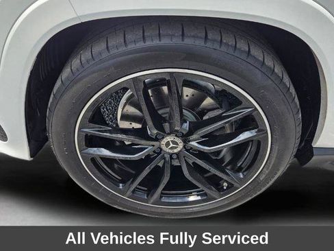 Used 2026 Mercedes-Benz GLS 450 4MATIC image 9