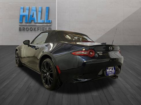 New 2026 MAZDA MX-5 Miata Club w/ Weather Package RWD image 3
