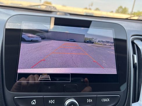 Used 2024 Chevrolet Malibu LT FWD image 21