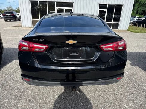 Used 2022 Chevrolet Malibu LT FWD image 9