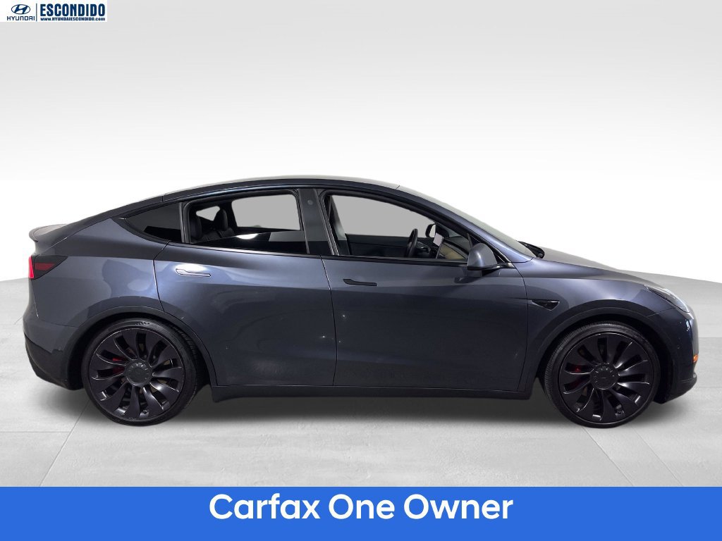Used 2022 Tesla Model Y Performance AWD/4WD image 2