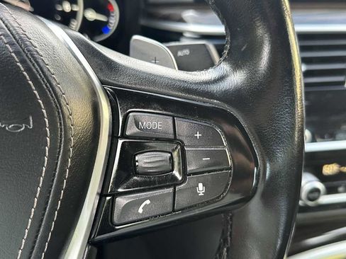 Used 2018 BMW 540i xDrive image 24