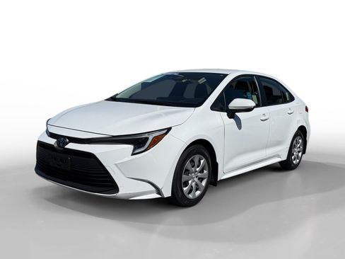 Used 2024 Toyota Corolla LE FWD image 1