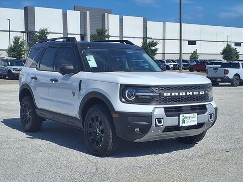 New 2026 Ford Bronco Sport Badlands AWD/4WD image 3