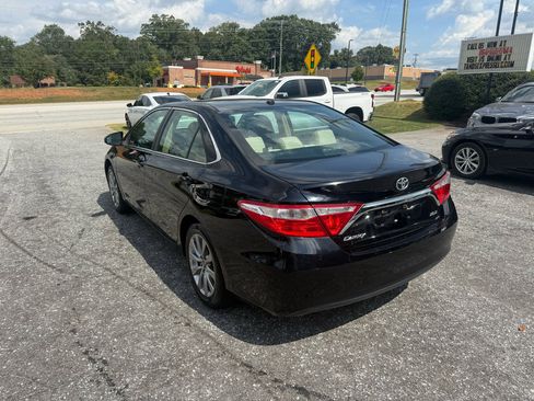 Used 2017 Toyota Camry LE image 13