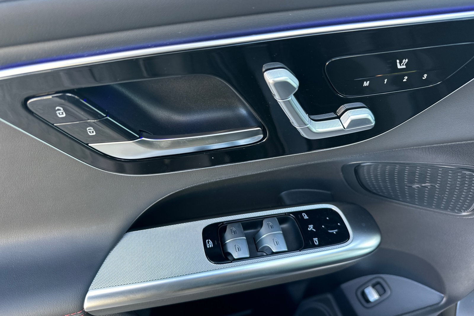 New 2026 Mercedes-Benz GLC 43 AMG 4MATIC image 11