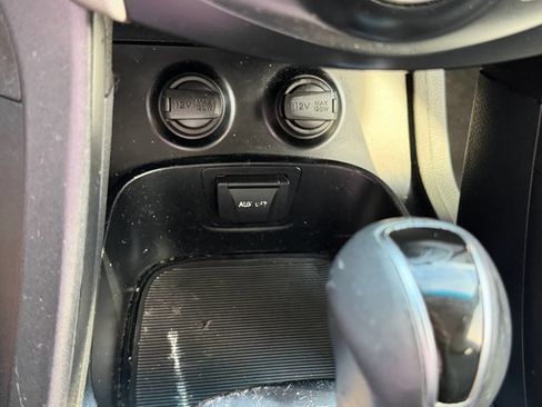 Used 2013 Hyundai Santa Fe Sport w/ Popular Equipment Pkg FWD image 24