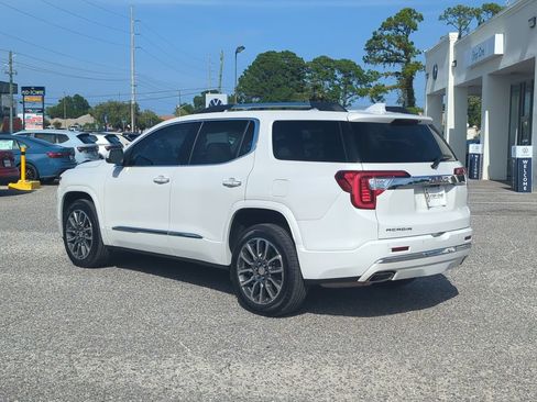 Used 2021 GMC Acadia Denali w/ Denali Technology Package FWD image 5