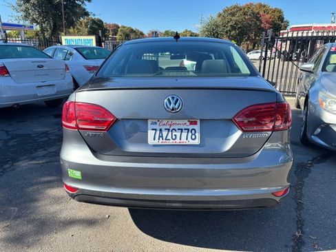 Used 2013 Volkswagen Jetta Hybrid Sedan FWD image 5