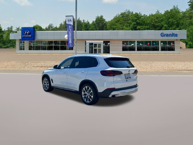 Used 2026 BMW X5 xDrive40i AWD/4WD image 9
