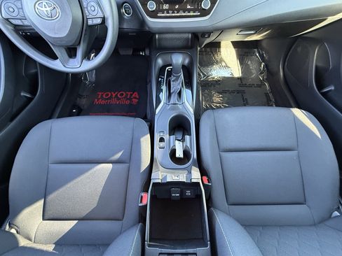 Certified 2024 Toyota Corolla LE w/ LE Convenience Package image 17