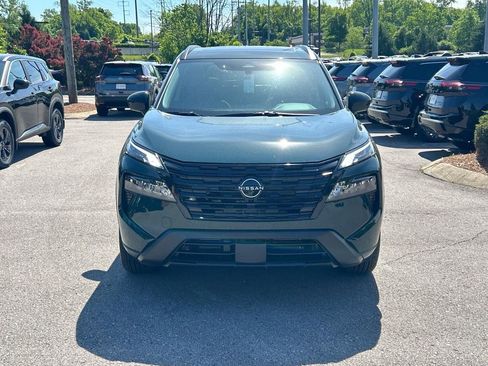 New 2026 Nissan Rogue SV AWD/4WD image 2