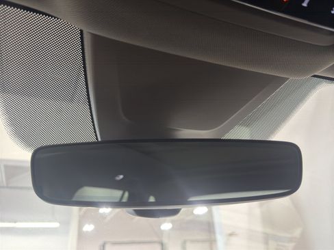 New 2025 Volkswagen Atlas SEL Premium R-Line image 23