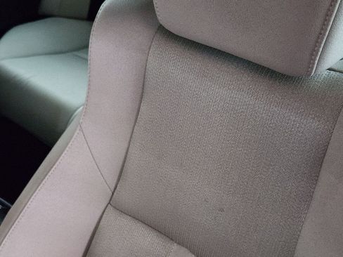 Used 2018 Honda Accord EX image 14