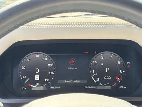 Used 2023 Land Rover Defender 110 SE image 25