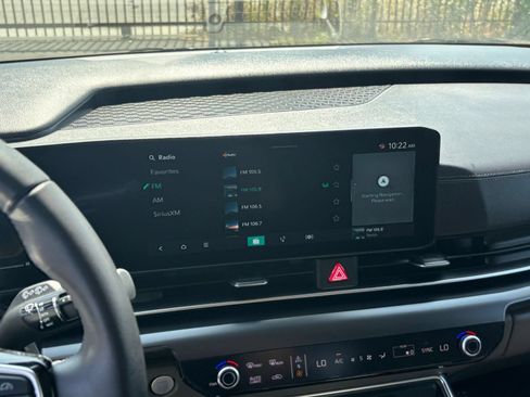 Used 2026 Kia Carnival FWD image 20