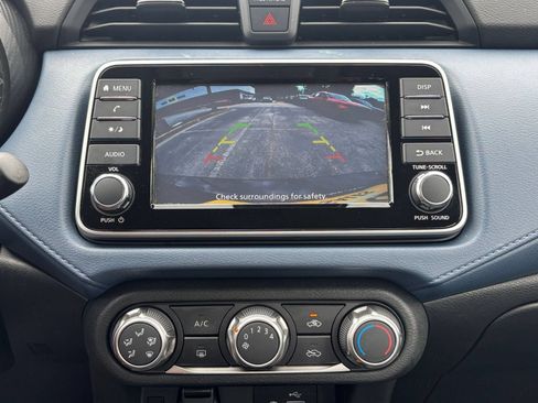 Used 2025 Nissan Versa SV FWD image 25