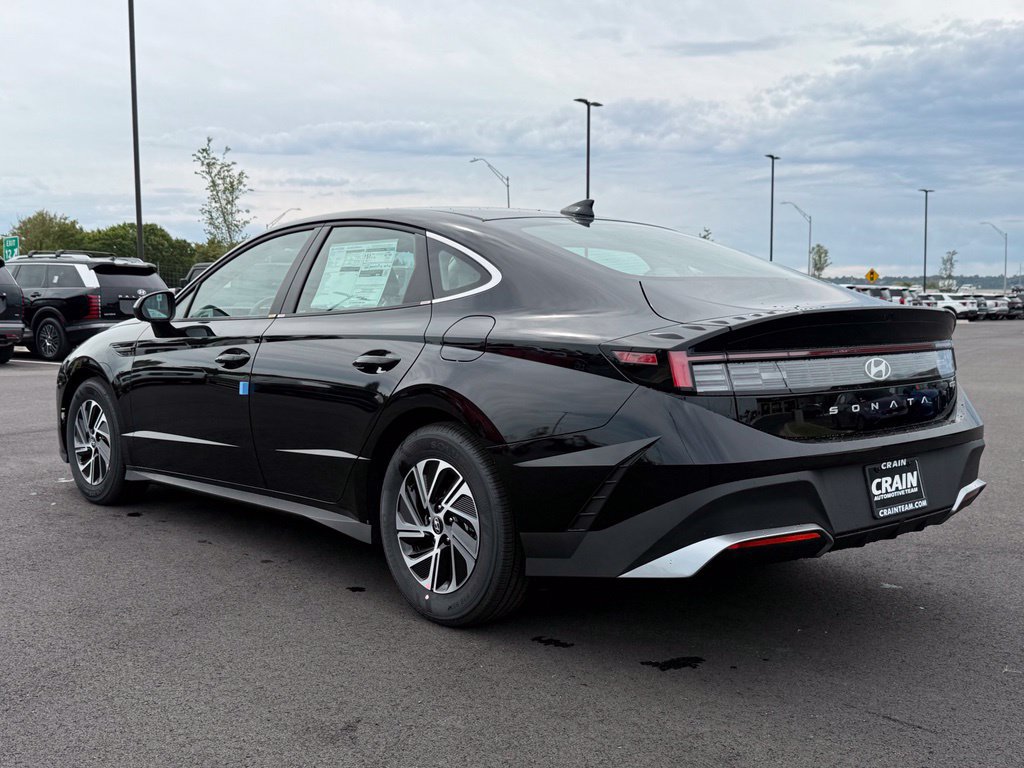 New 2026 Hyundai Sonata Blue FWD image 7