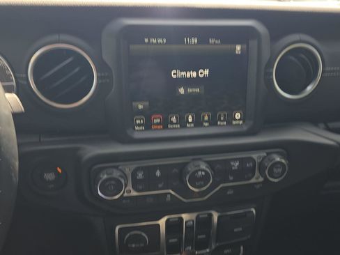 Used 2023 Jeep Wrangler Unlimited Sahara w/ Cold Weather Group AWD/4WD image 60