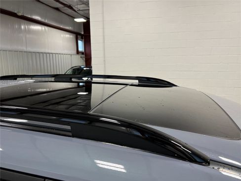 New 2025 Honda Pilot Touring image 14