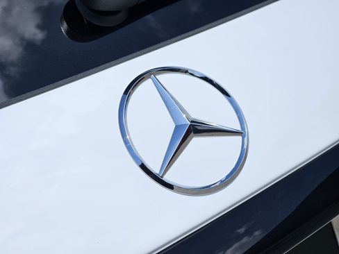 Certified 2026 Mercedes-Benz GLC 300 image 27