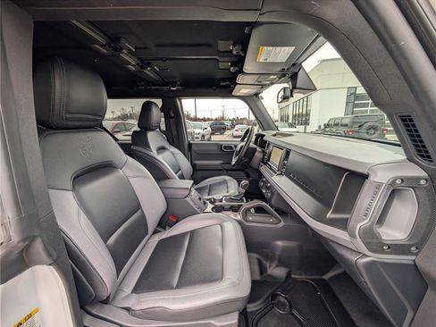 Used 2023 Ford Bronco Big Bend image 11