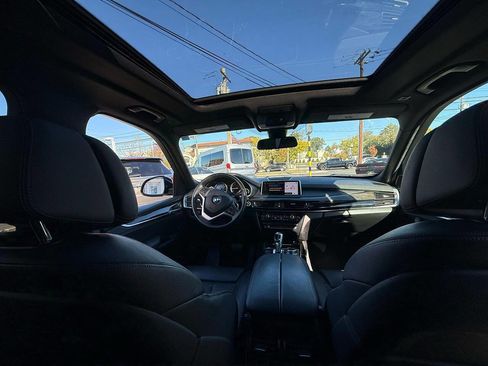 Used 2018 BMW X5 xDrive40e image 10