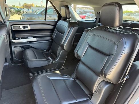 Used 2023 Ford Explorer XLT w/ Equipment Group 202A image 16