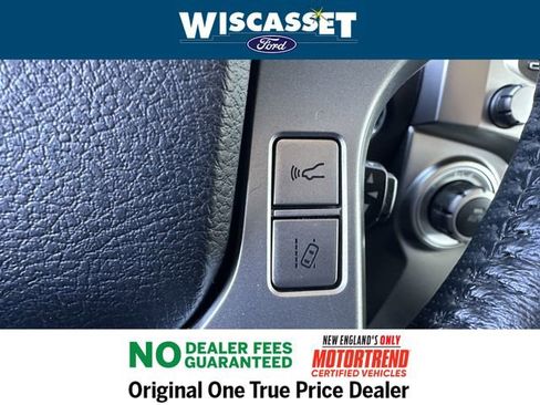 Used 2024 Toyota 4Runner Limited image 18