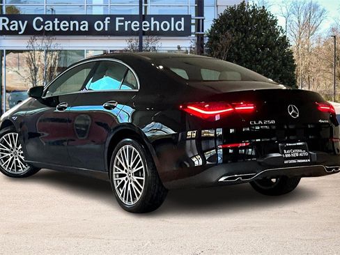 Certified 2025 Mercedes-Benz CLA 250 4MATIC image 12