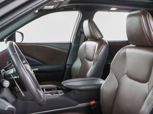 Used 2025 Lexus TX 350 AWD w/ Technology Package image 25
