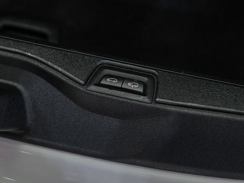 Used 2025 BMW X7 xDrive40i AWD/4WD image 65