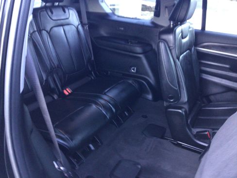 Used 2021 Jeep Grand Cherokee L Limited image 11