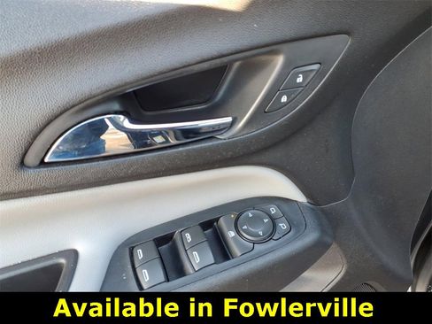 Used 2020 Chevrolet Equinox LT image 14