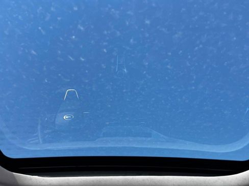 New 2025 Ford Escape PHEV FWD image 5