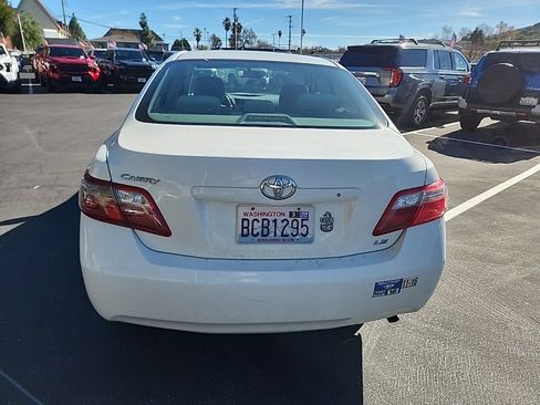 Used 2009 Toyota Camry image 4
