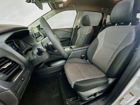 Used 2023 Nissan Rogue SV FWD image 13
