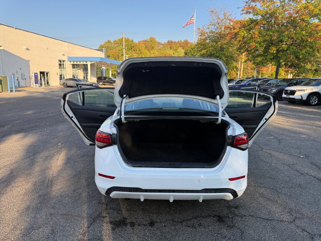 Used 2025 Nissan Sentra SV FWD image 27