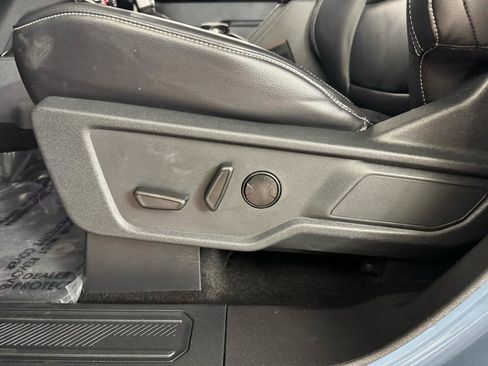 Used 2025 Ford Bronco Outer Banks image 14