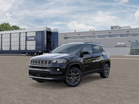 New 2026 Jeep Compass Latitude image 2