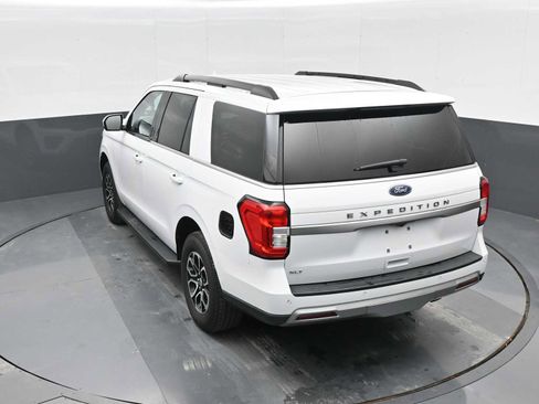 Used 2024 Ford Expedition XLT image 25