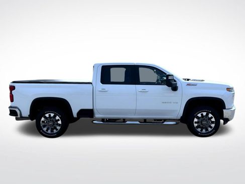 Certified 2022 Chevrolet Silverado 2500 LT w/ Convenience Package AWD/4WD image 5
