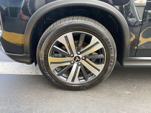 Used 2020 Mitsubishi Outlander Sport ES image 12