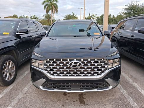 Used 2021 Hyundai Santa Fe SEL w/ Convenience Package image 3