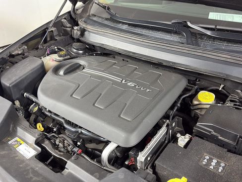 Used 2018 Jeep Cherokee Overland w/ Heavy Duty Protection Group image 12