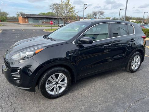 Used 2018 Kia Sportage LX image 6