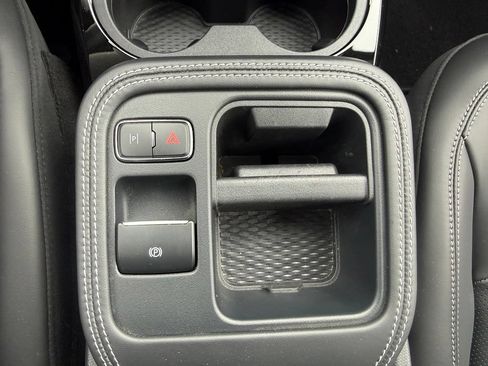 New 2025 Ford Mustang Mach-E Premium AWD/4WD image 25