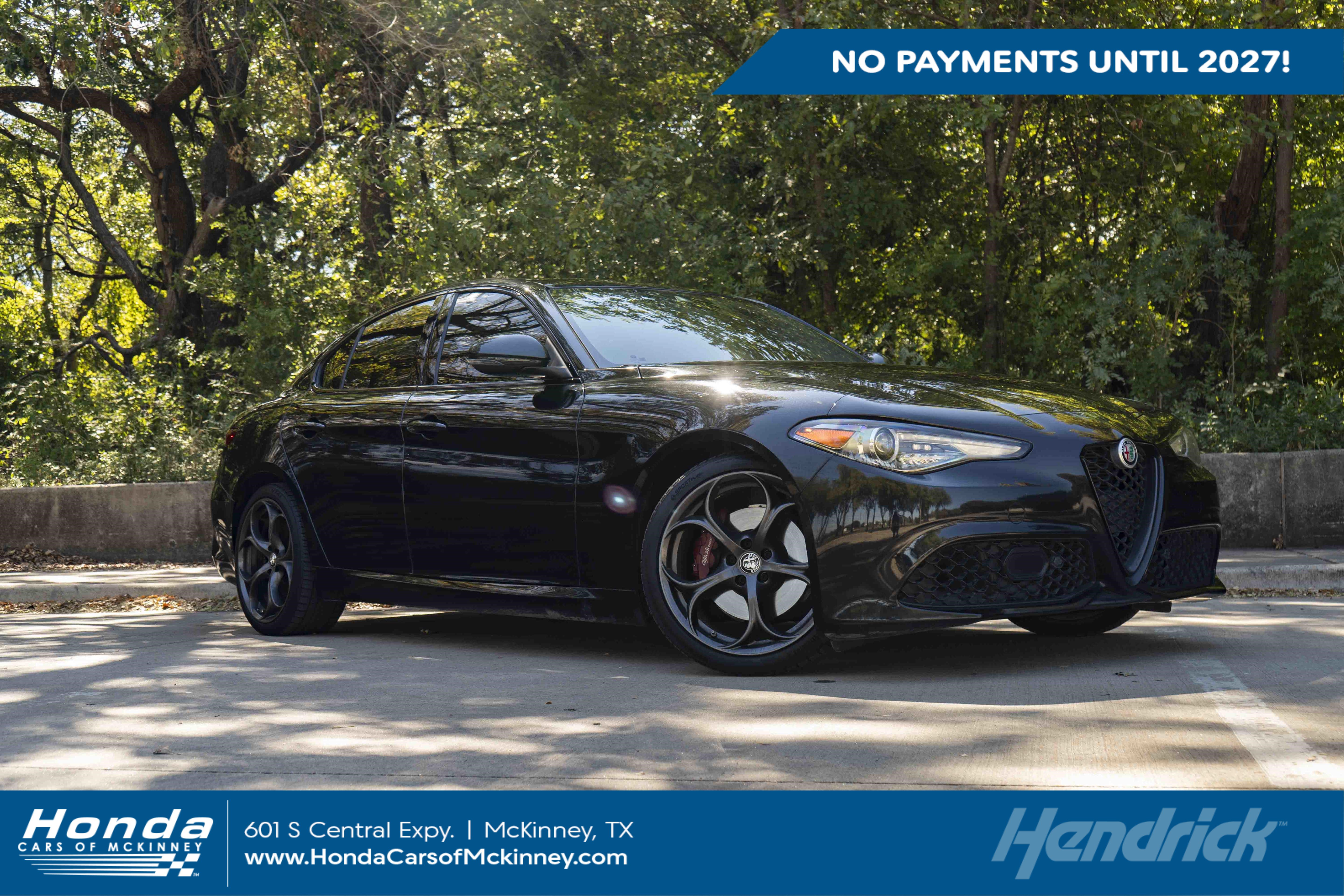 Used 2019 Alfa Romeo Giulia Ti Sport w/ Quick Order Package 22U Sport RWD image 1