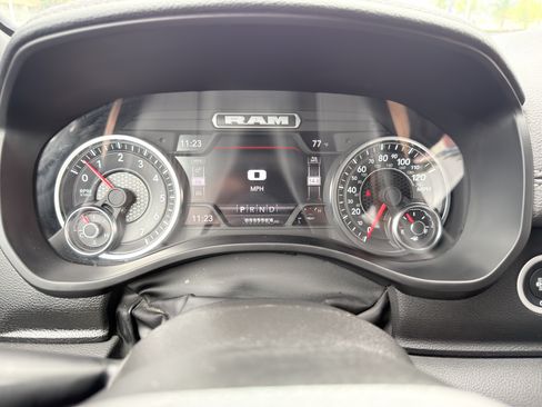 Used 2024 RAM 1500 Laramie AWD/4WD image 29